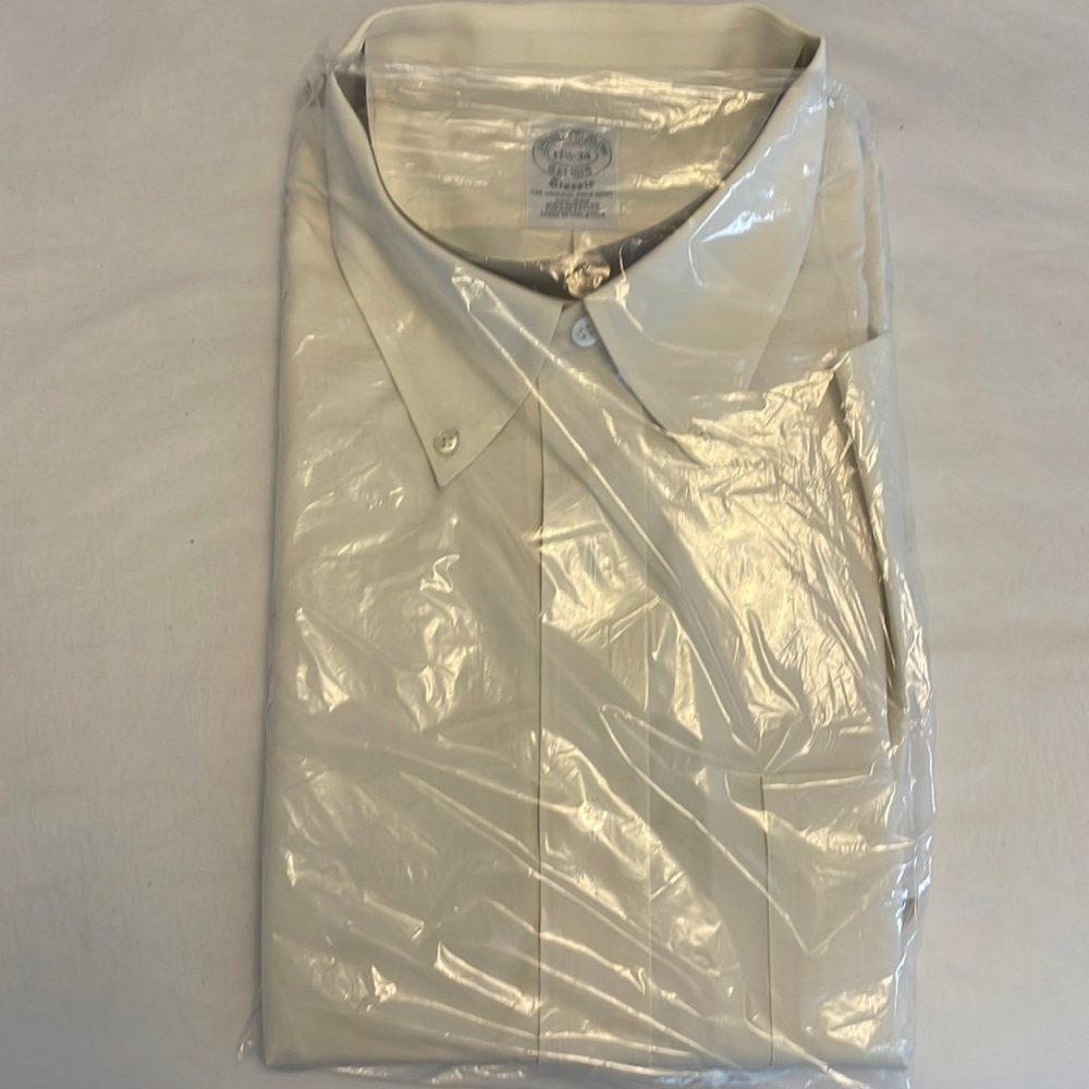 Brooks Brother dress shirt hardly worn size 17.5 34